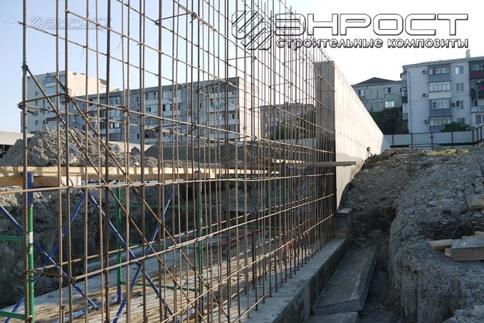 Применение стеклопластиковой арматуры "ROCKBAR" в строительстве опорной стены берегоукрепления, г. Новороссийск.